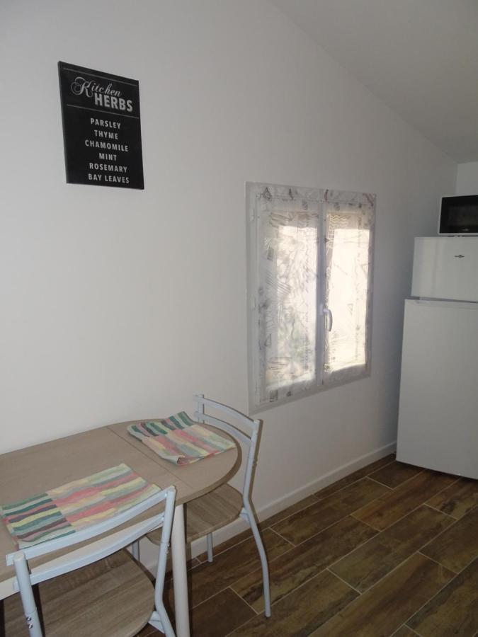 Maisonnette Ocelia 2 Personnes Port De La Madrague Holiday home *